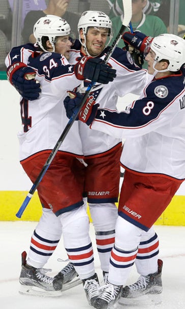 Bobrovsky stops 32 shots, Blue Jackets beat Stars 3-0
